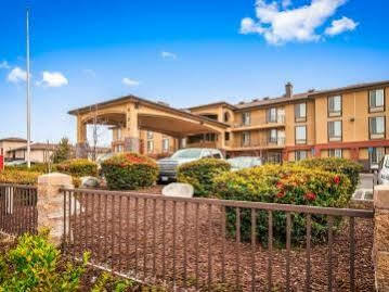 Western Country Park Hotel