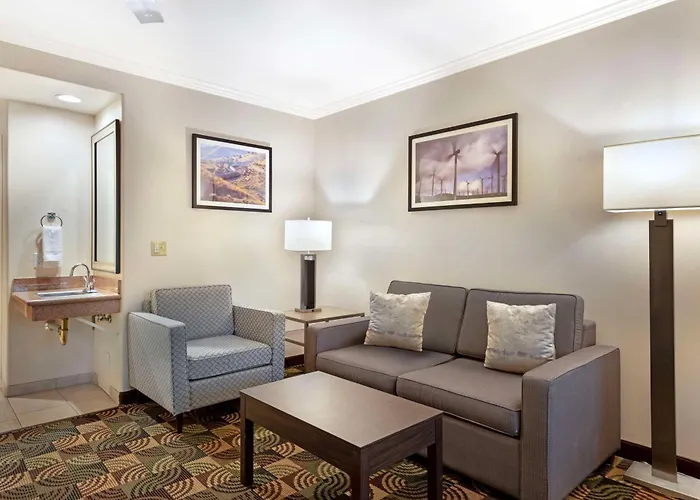 Best Western Plus Country Park Hotel
